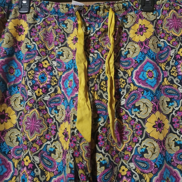 Secret Treasure pjs - Picture 2 of 4